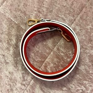 Louis Vuitton bandouliere strap